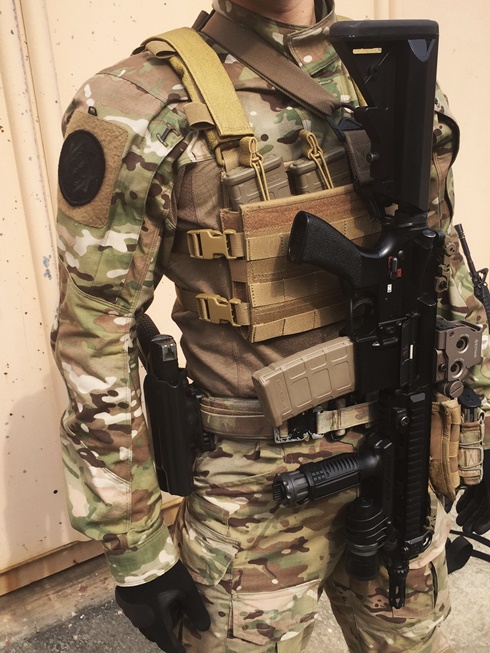 田村装備開発 UCR-R Gen.2＋Plate Carrier System - ミリタリー